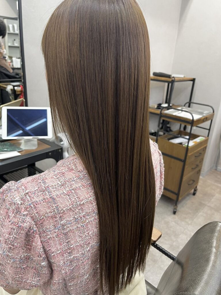 うしろ髪美人に！ツヤツヤサラサラロング